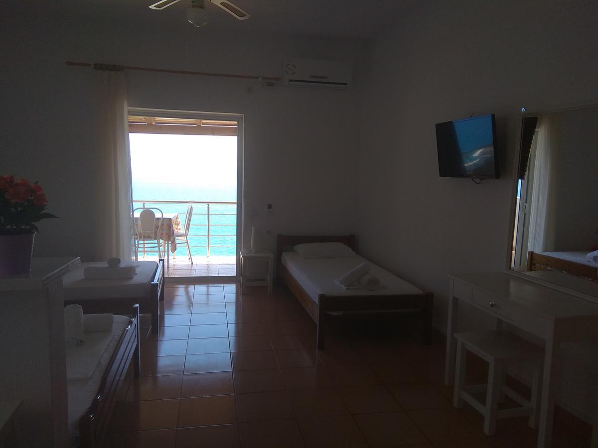 Qeparo Pano Rooms Exterior foto